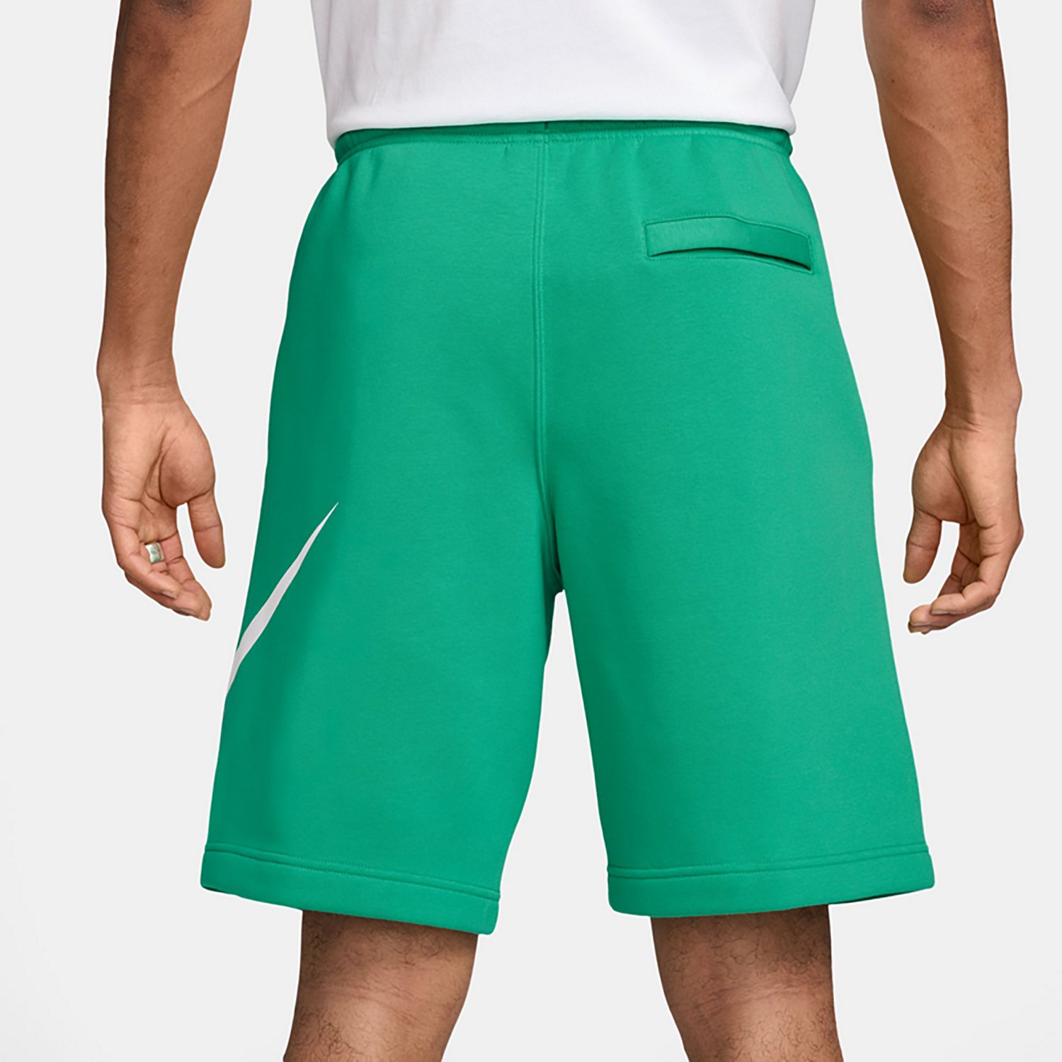 Nike Men's Club Brushed Fleece Graphic Shorts 7 in. - view number 2