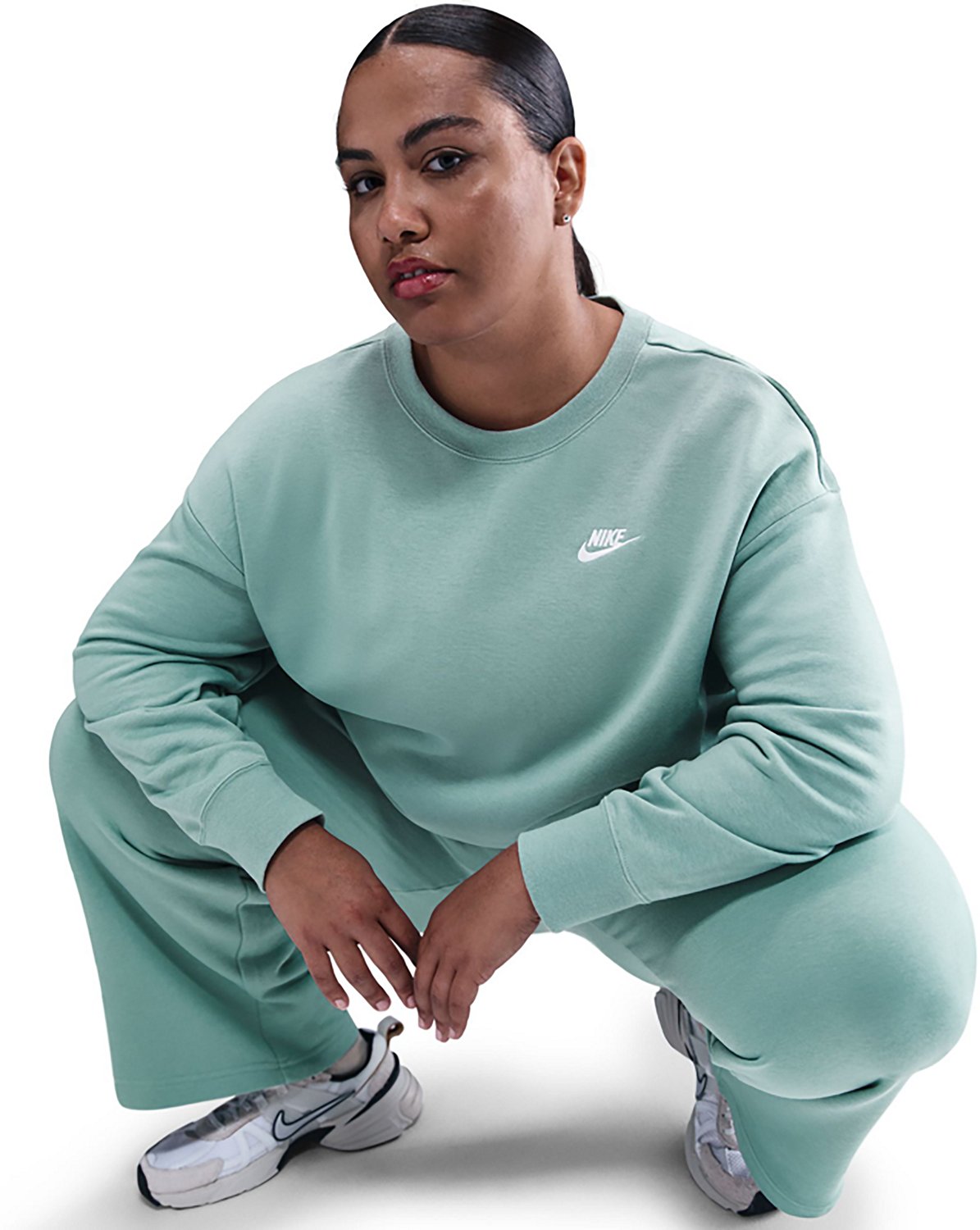 Nike Women's Sportswear Club Fleece Plus Size Crew Neck Sweatshirt - view number 5