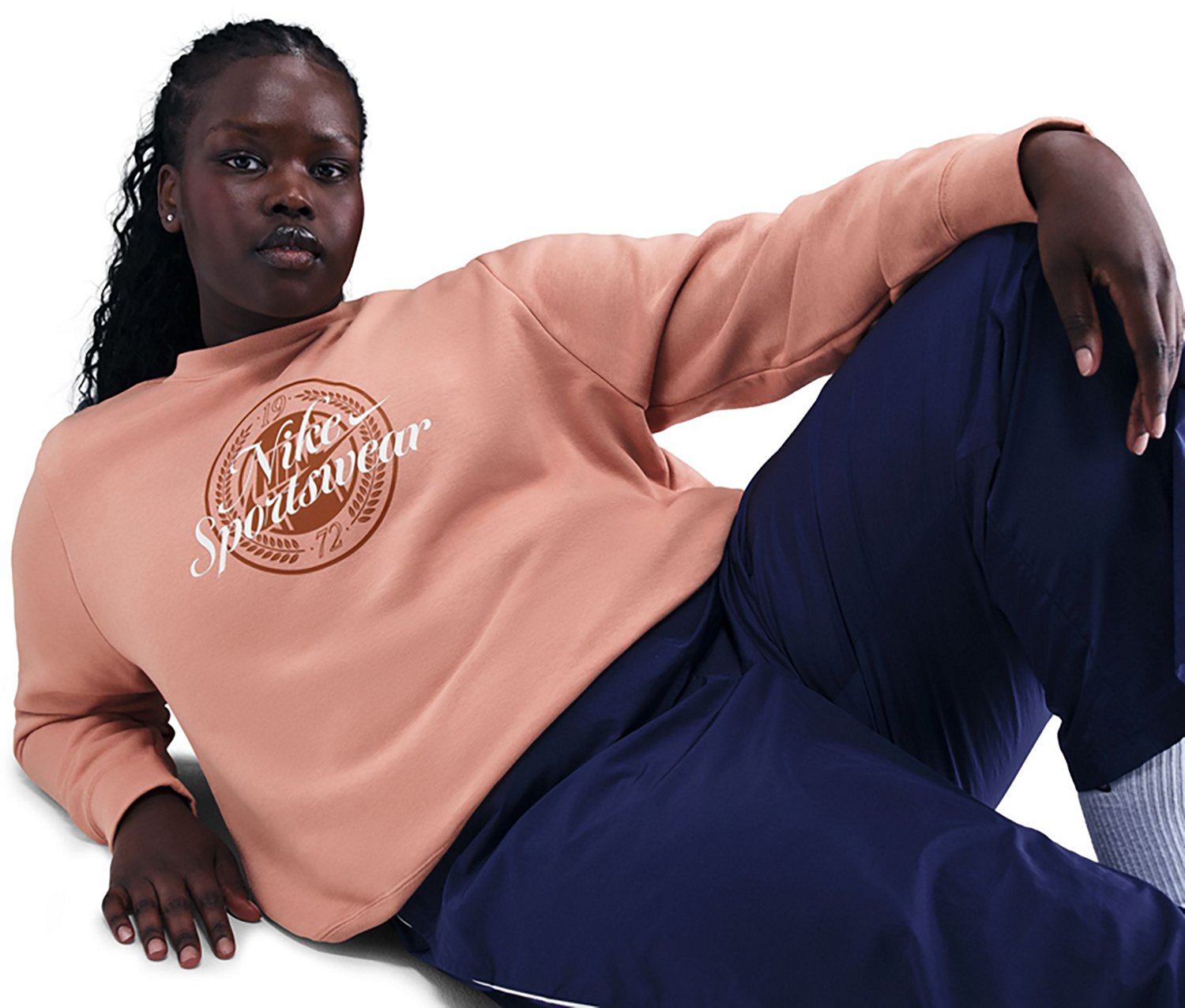 Nike Women's Sportswear Club Fleece GFX Crew Sweatshirt - view number 5