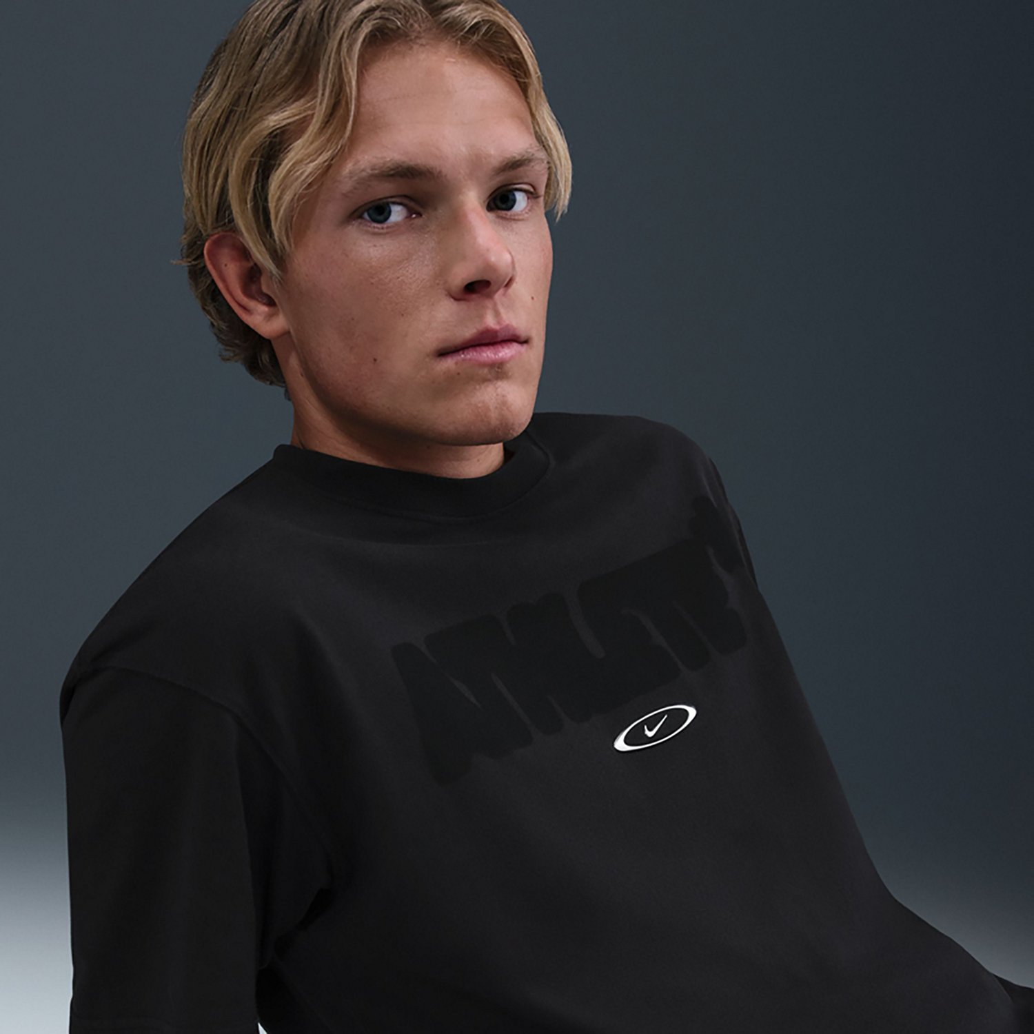 Nike Men's Sportswear Max90 T-shirt - view number 4