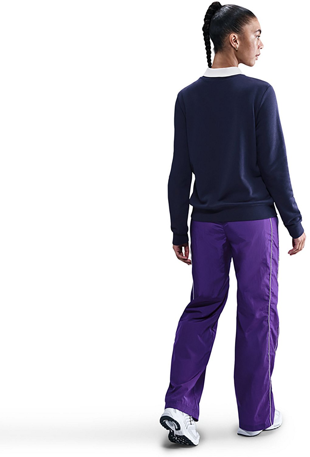 Nike Women's Sportswear Club Crew Sweatshirt - view number 2