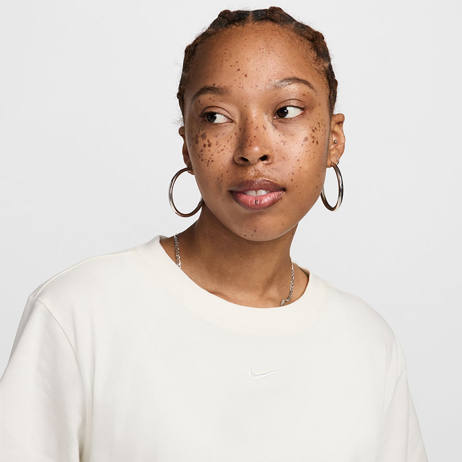 Nike Women's NSW Essential BF LBR Short Sleeve Shirt - view number 3