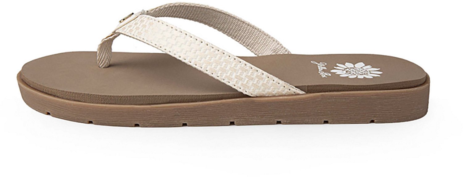 Yellow Box Women's Farrie Flip Flop Sandals - view number 2