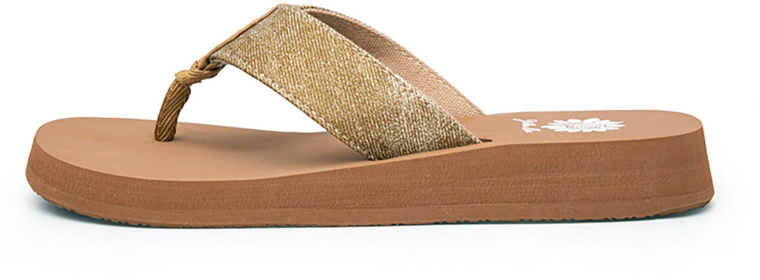 Yellow Box Women's Fremont Flip Flops - view number 2