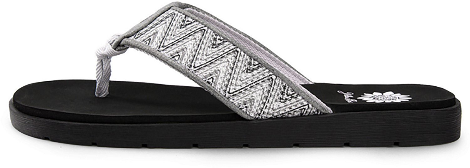 Yellow Box Women's Fidda Flip Flops - view number 2