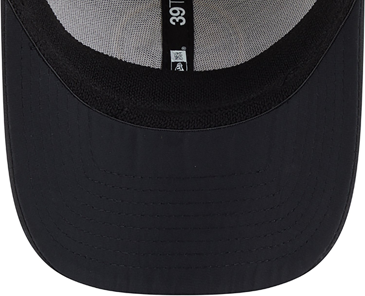 New Era Men's Steelers Night Black 39THIRTY Cap - view number 7