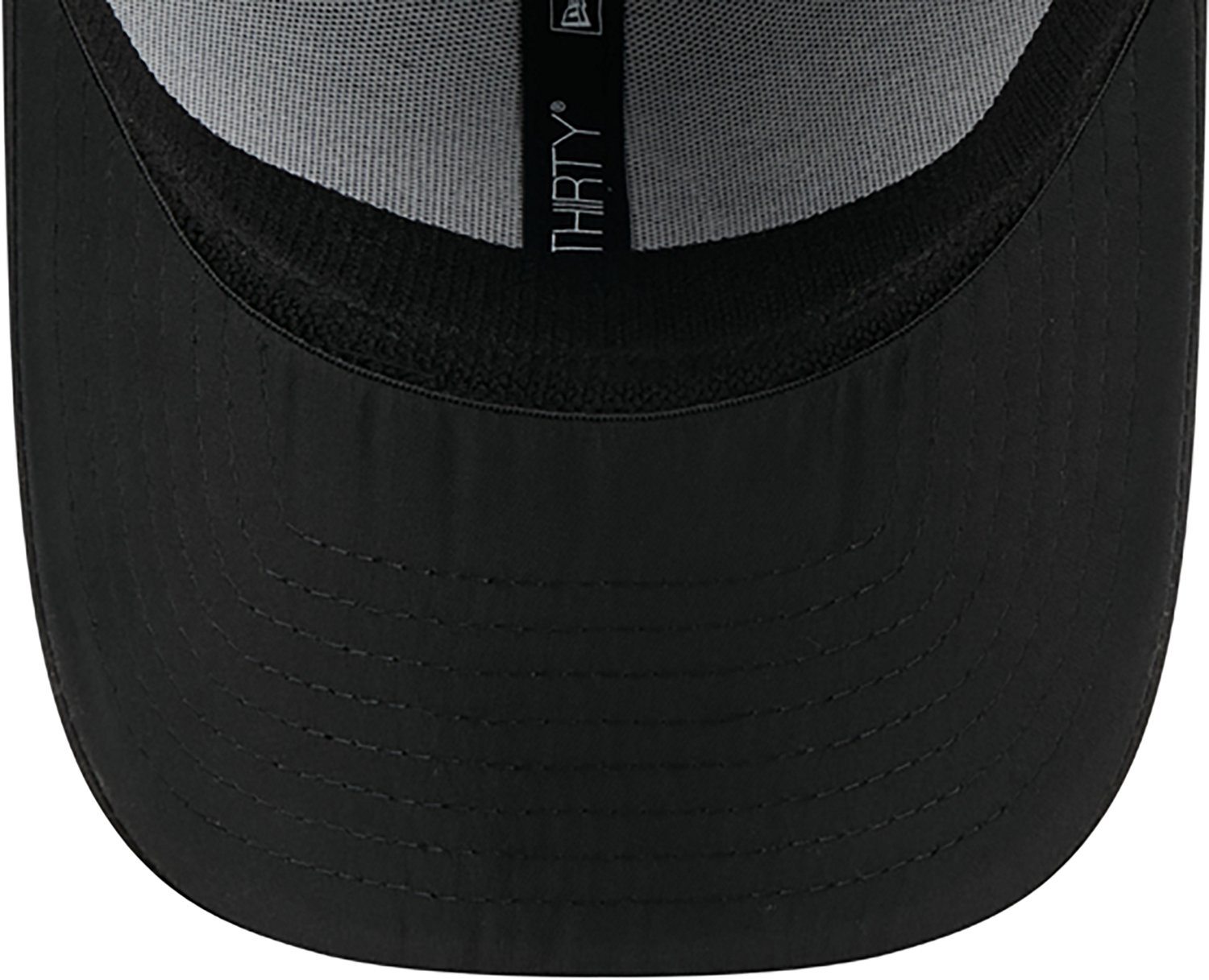 New Era Men's Titans Night Black 39THIRTY Cap - view number 7