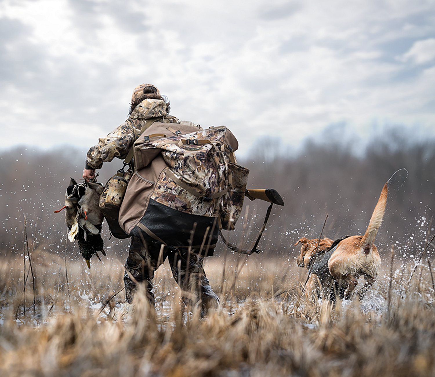 Rig'Em Right Outdoors Refuge Runner Decoy Bag - view number 2