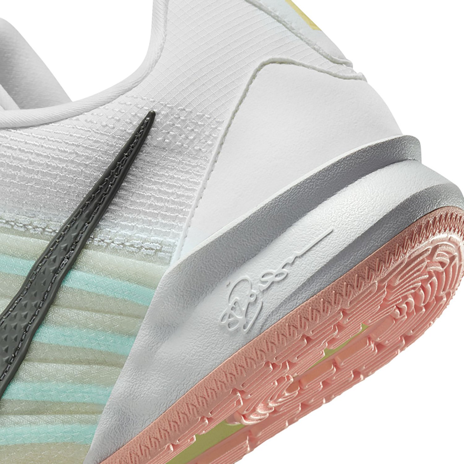 Nike Women's Sabrina 3 Basketball Shoes - view number 8
