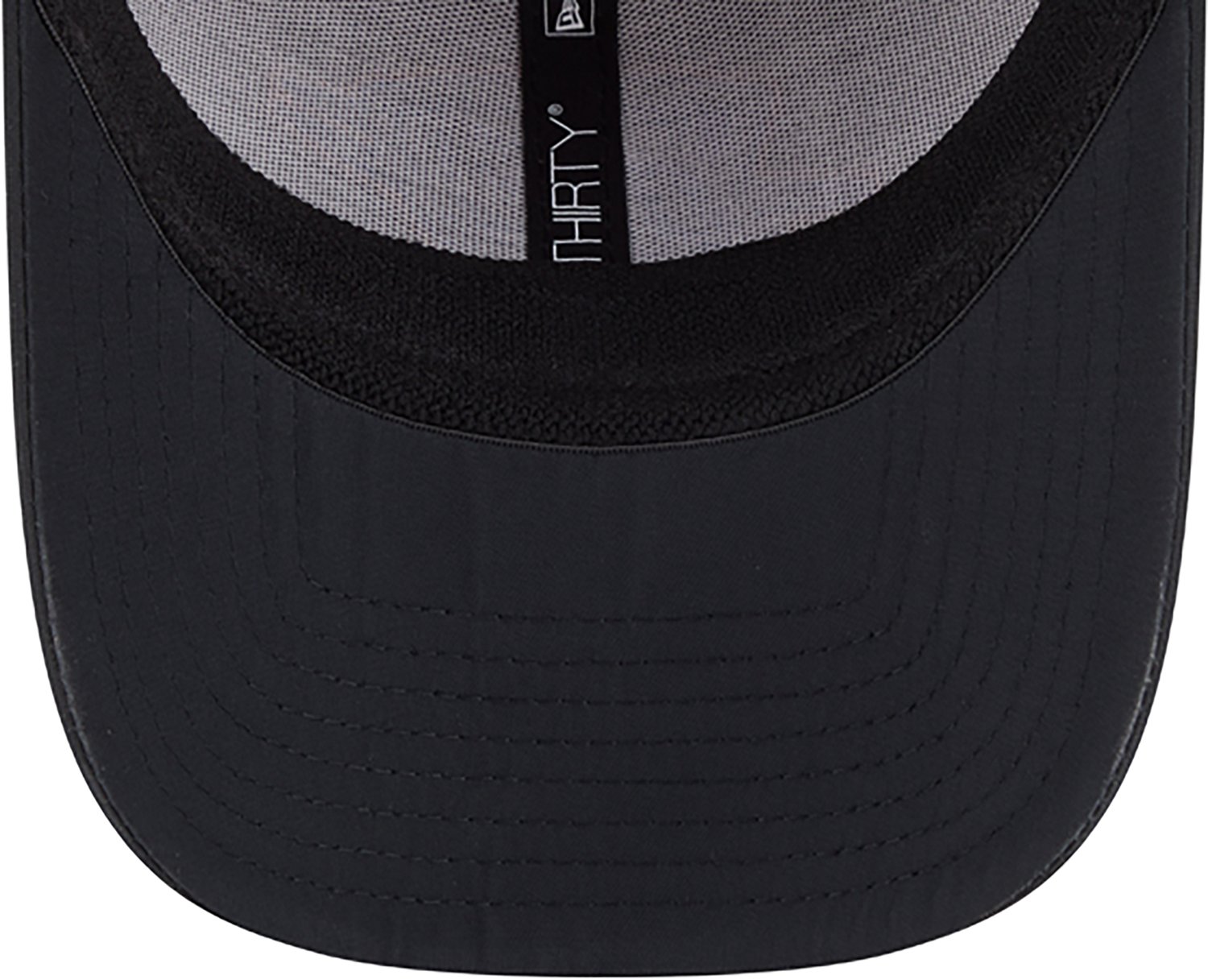 New Era Men's OKC Thunder Night Black 39THIRTY Cap - view number 7