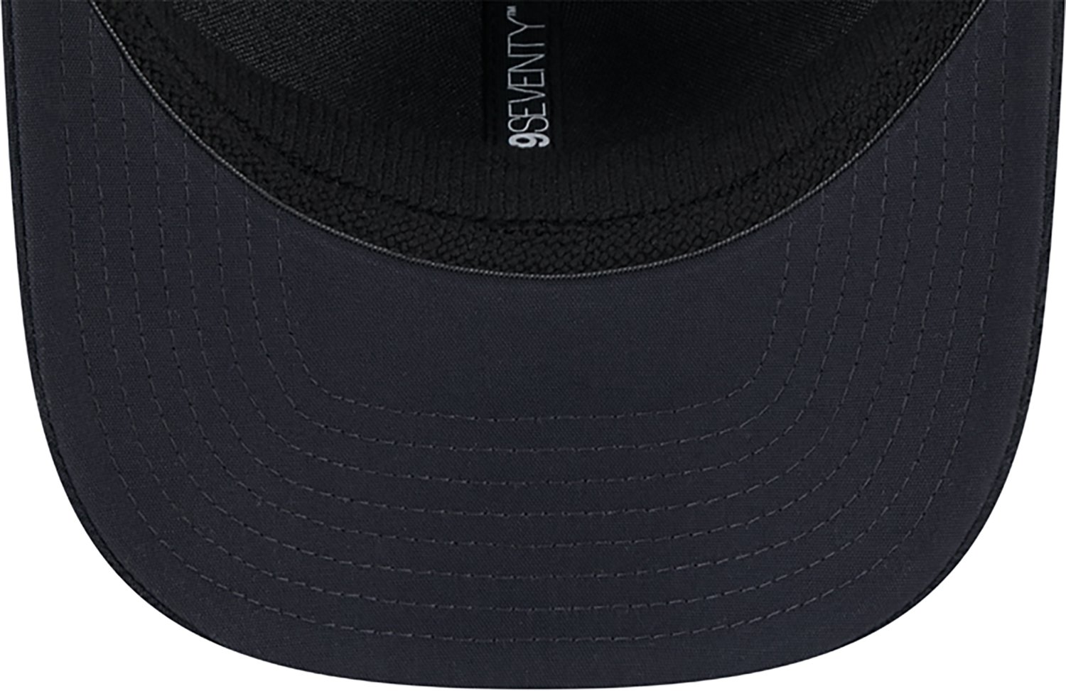 New Era Notre Dame Fighting Irish Round Patch 9Seventy Cap - view number 7