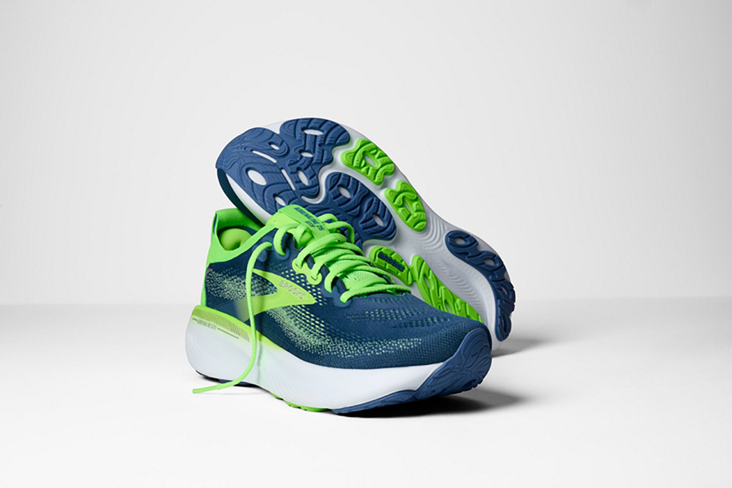 Brooks Men's Adrenaline GTS 25 Running Shoes - view number 8