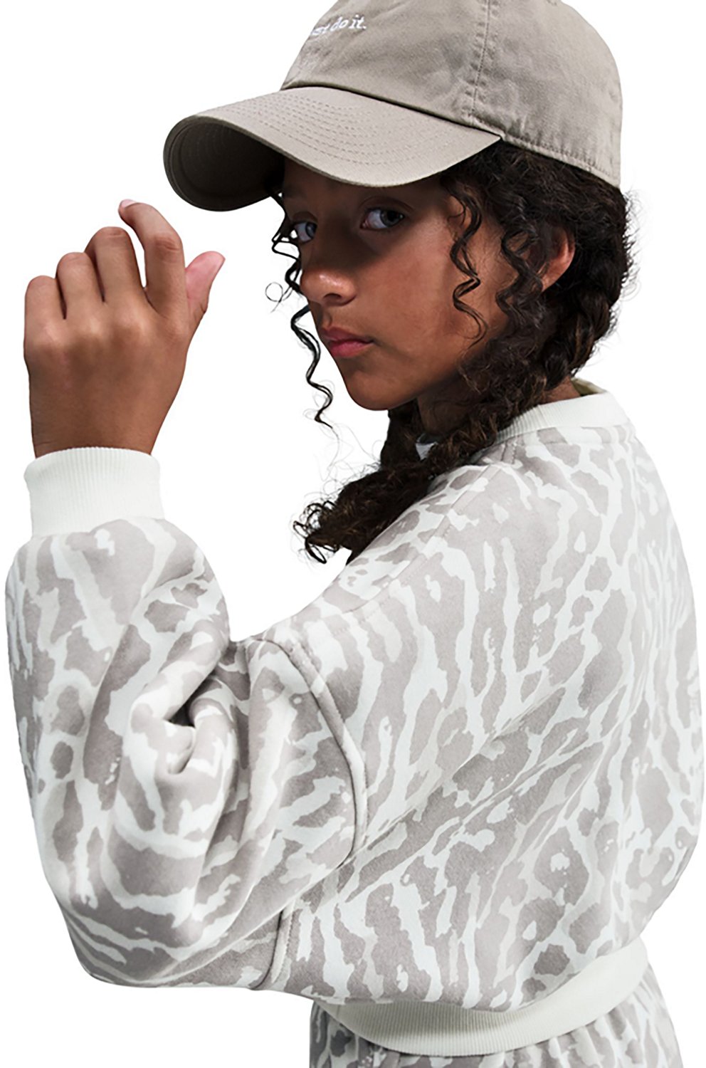 Nike Girls' Sportswear Club Fleece Boxy Crewneck Sweatshirt - view number 4