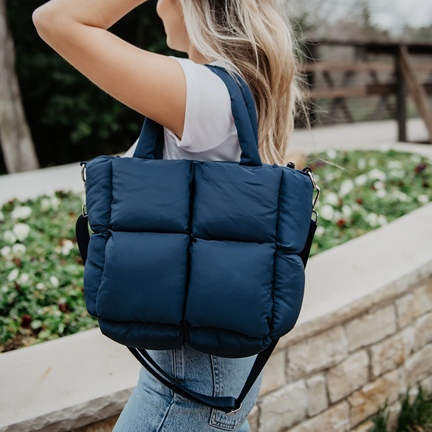 Katydid Women's Mini Puffer Tote Bag - view number 5