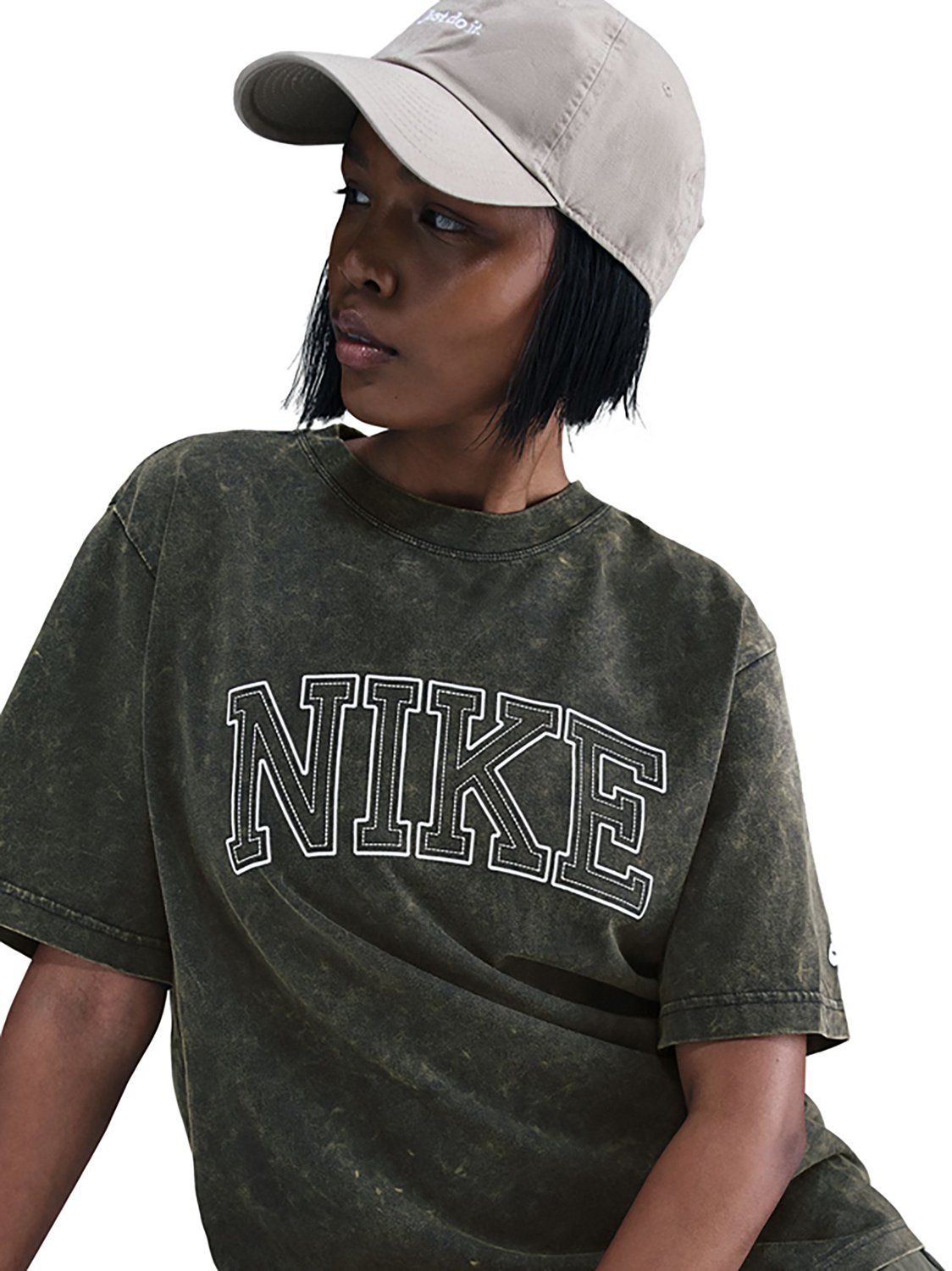 Nike Women's Sportswear Classics+ T-shirt - view number 4