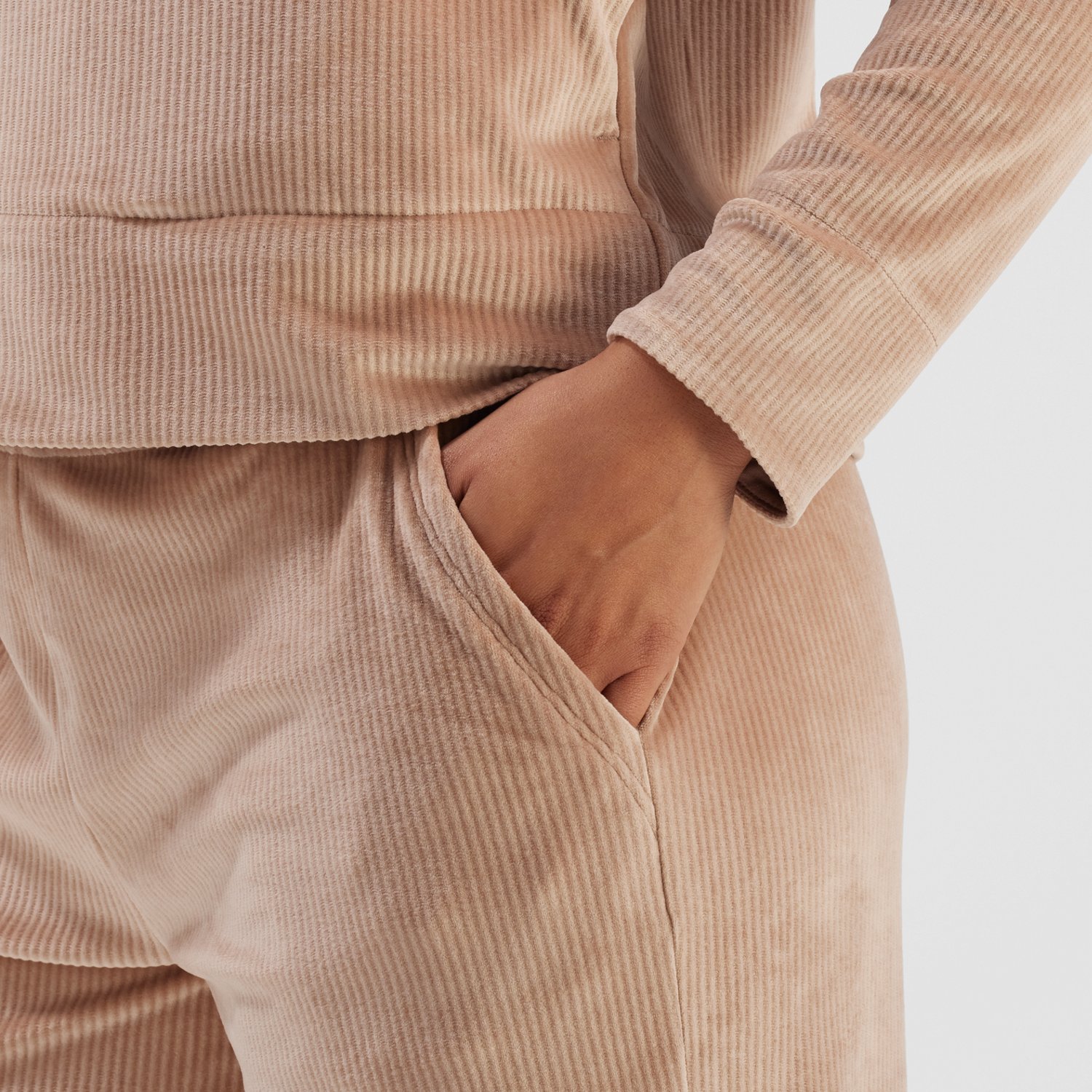 Freely Women's Terry Velour Pants - view number 4