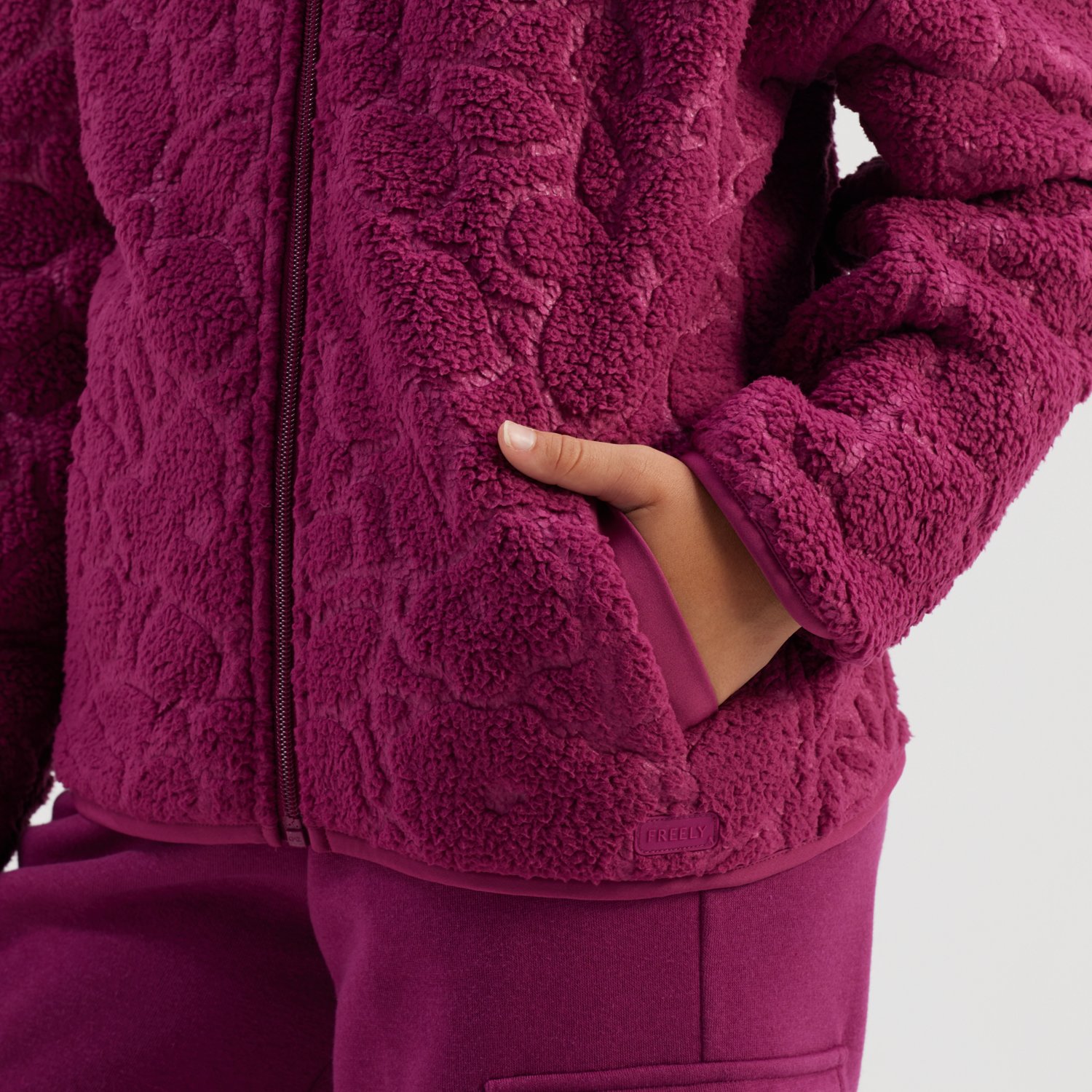 Freely Girls' Amelia Embossed Full Zip Sherpa Jacket - view number 4