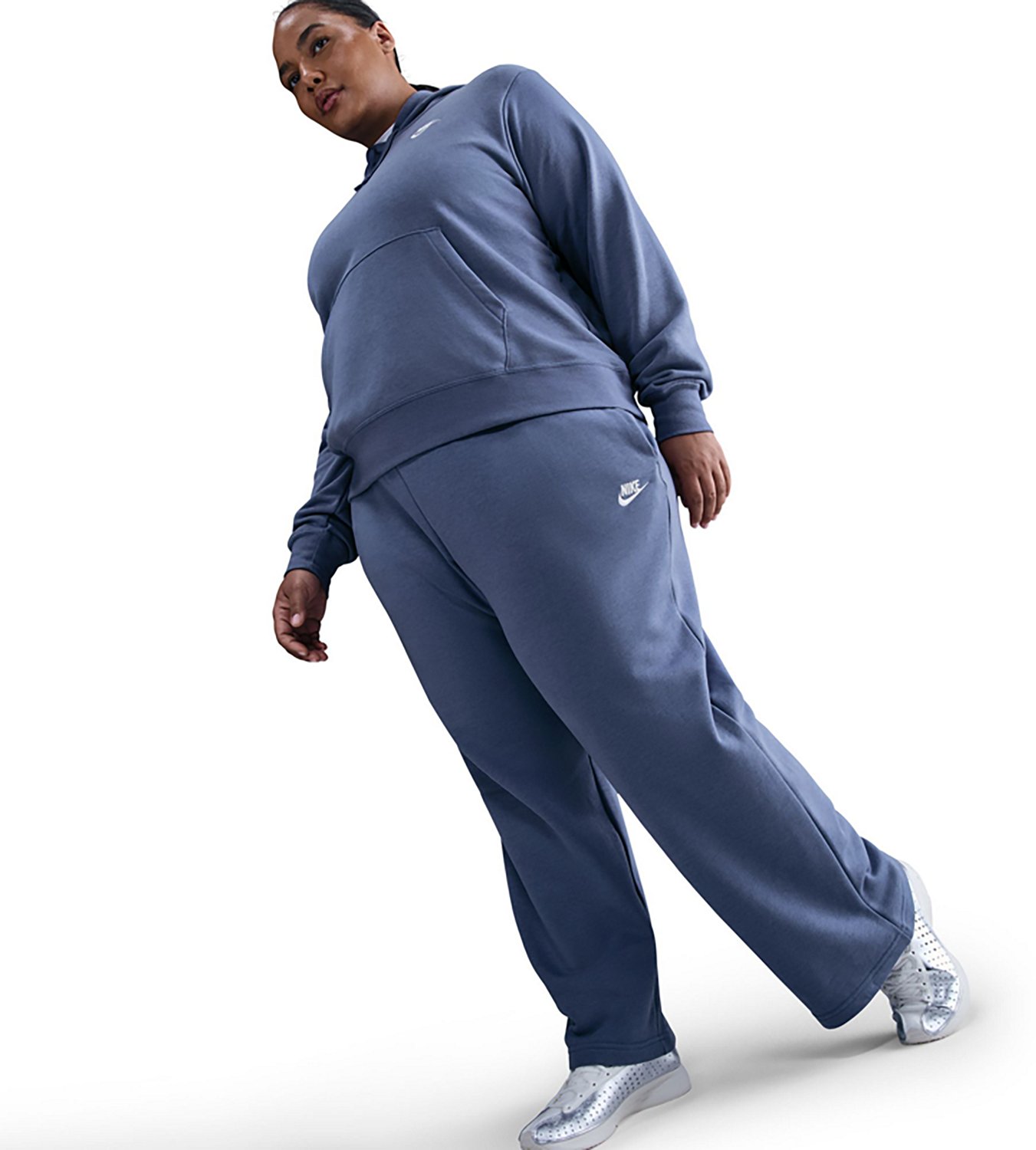 Nike Women's Sportswear Club Fleece Mid Rise Wide Leg Plus Size Sweatpants - view number 5