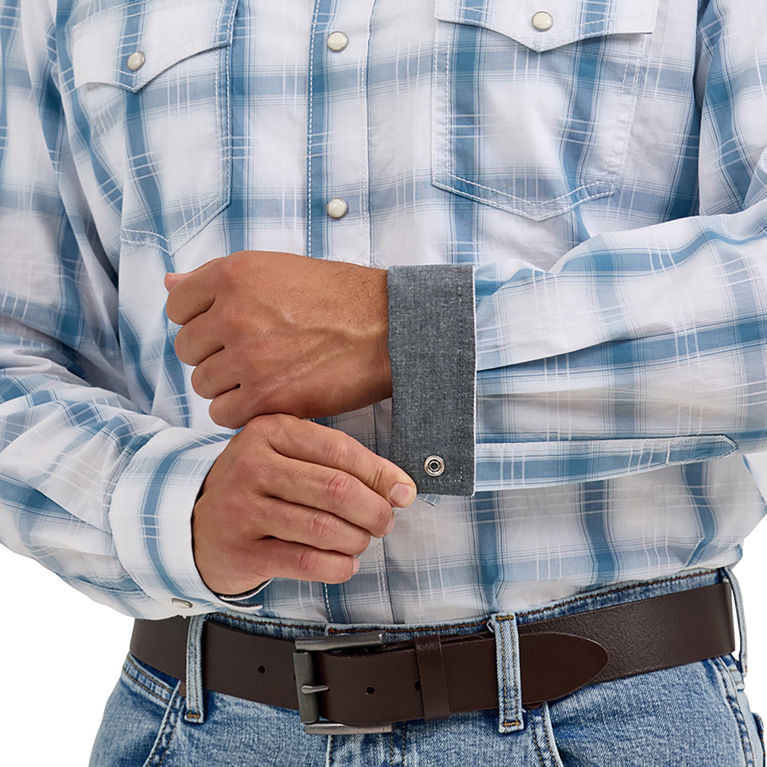 Wrangler Men's Retro® Premium Long Sleeve Modern Fit Western Snap Plaid Shirt