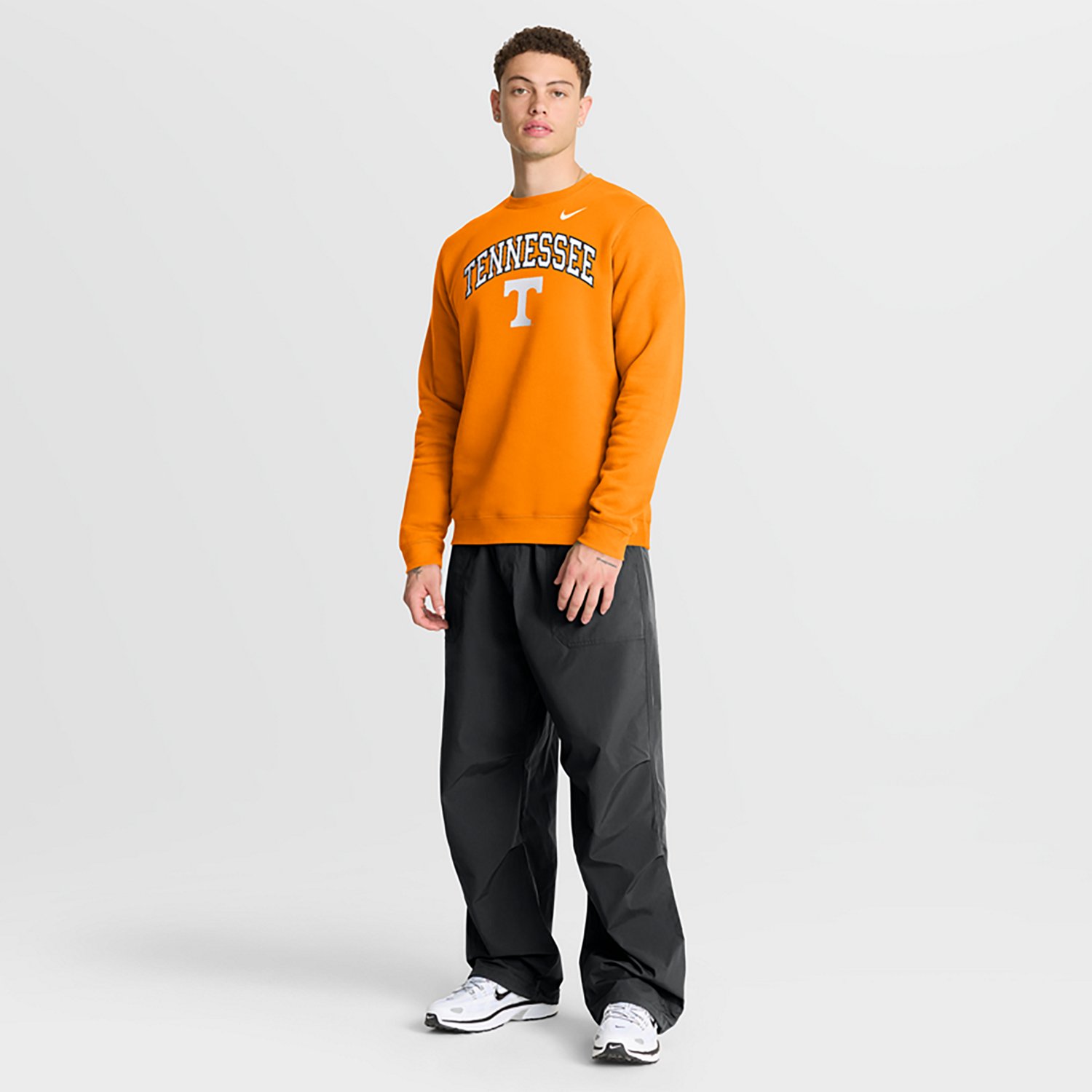 Nike Men's Tennessee Volunteers Arch Pullover Sweatshirt - view number 3
