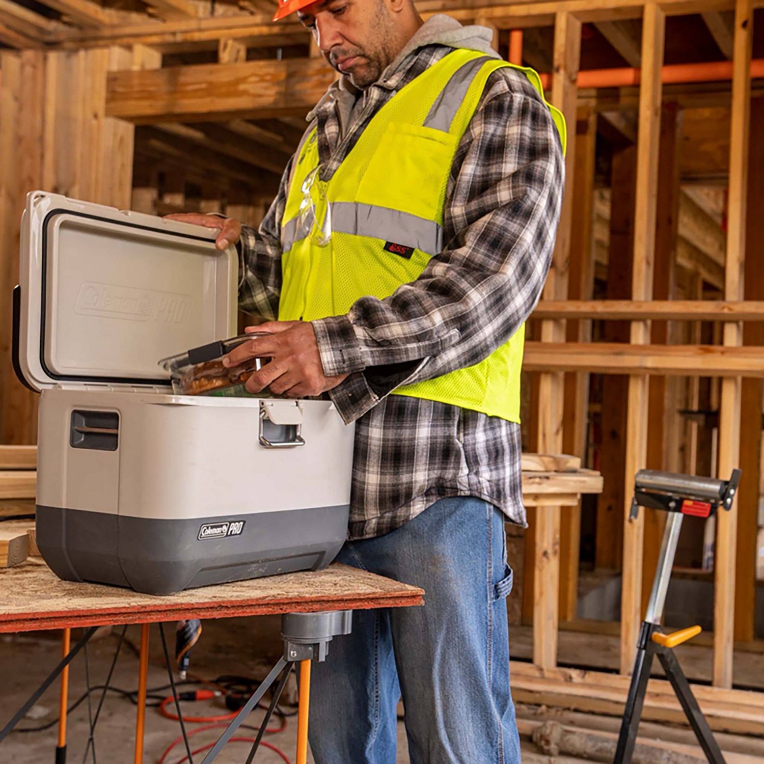 Coleman Pro 17 qt Hard Cooler - view number 7