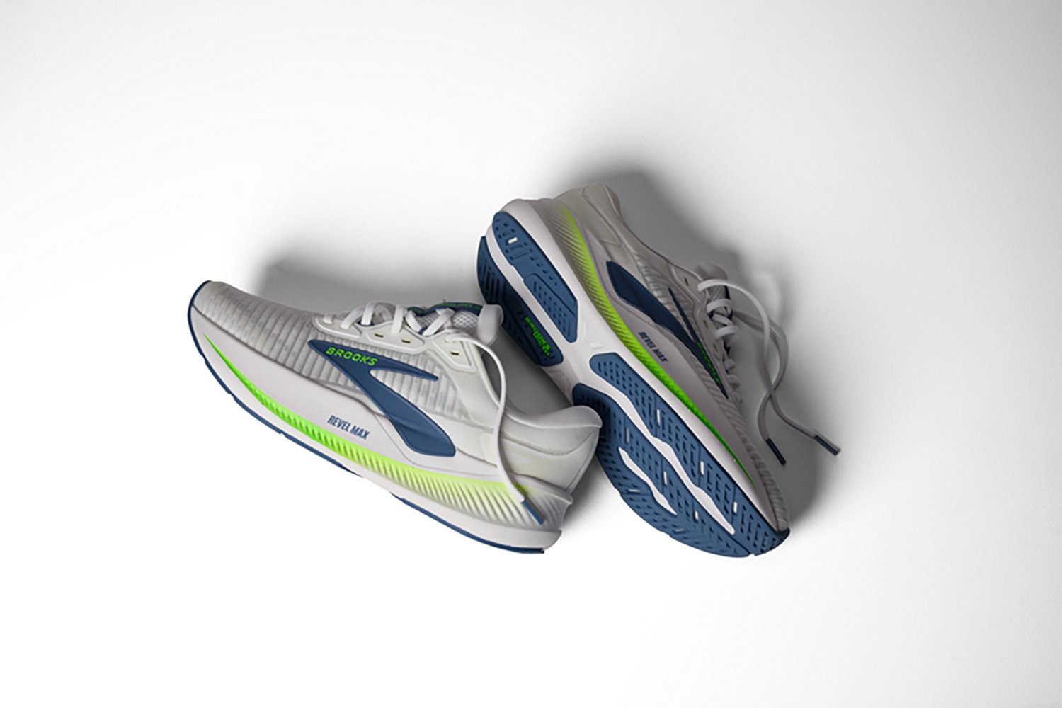 Brooks Men's Revel Max Running Shoes - view number 8
