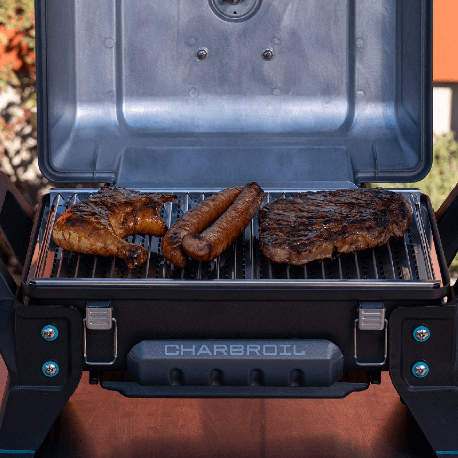 Charbroil Grill 2 Go X200 Portable Gas Grill - view number 3