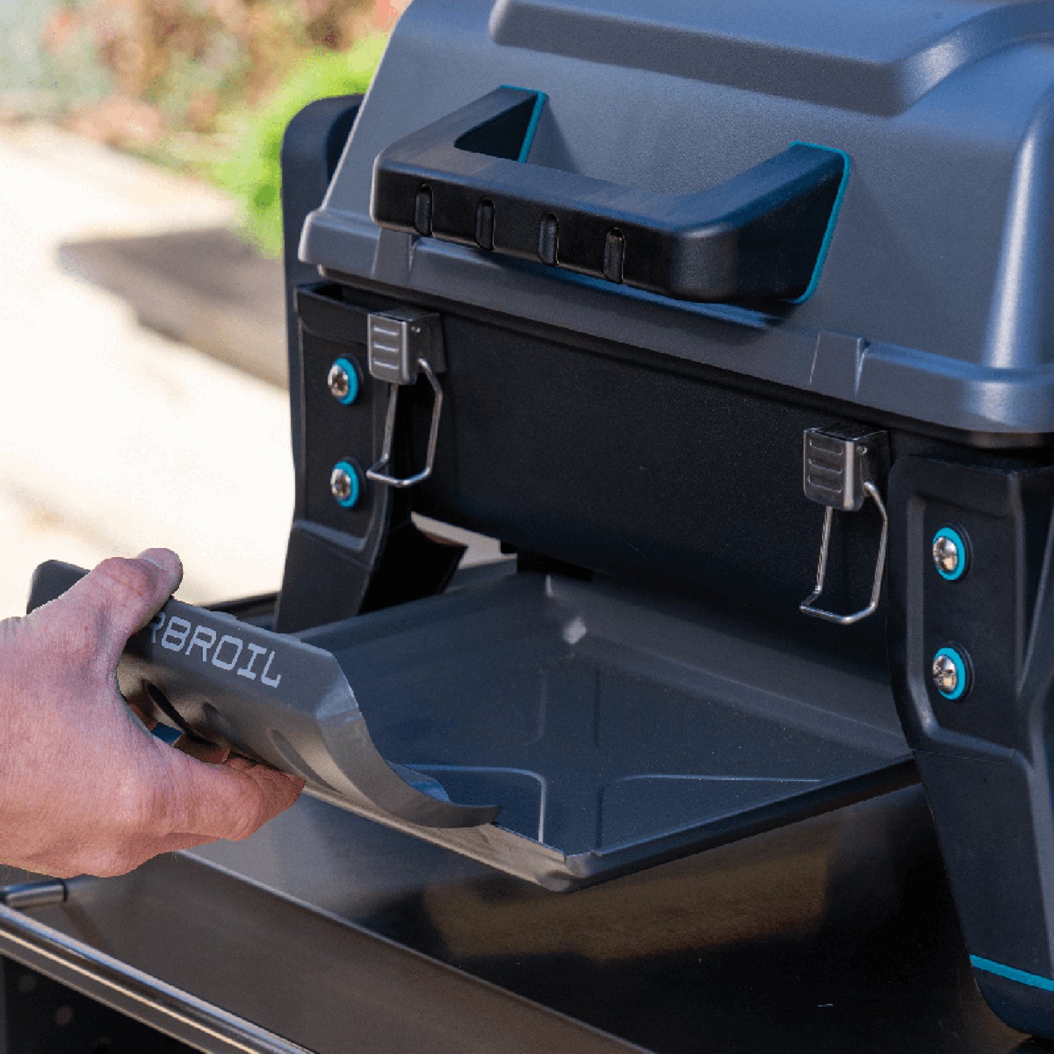 Charbroil Grill 2 Go X200 Portable Gas Grill - view number 5