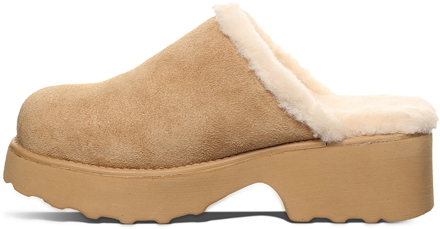 Bearpaw Women’s Marnie Clogs - view number 2