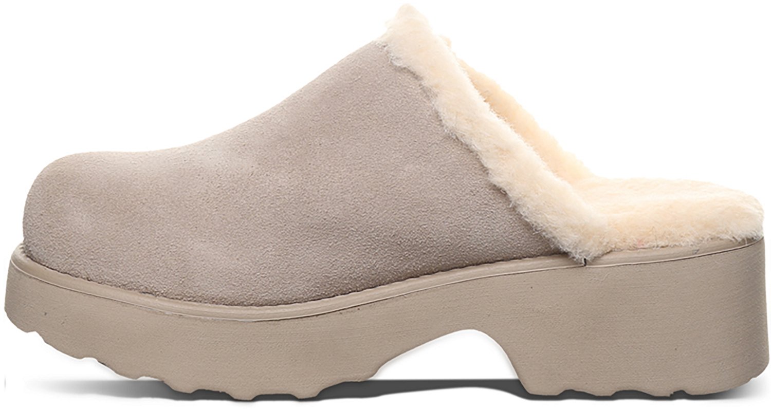 Bearpaw Women’s Marnie Clogs - view number 2