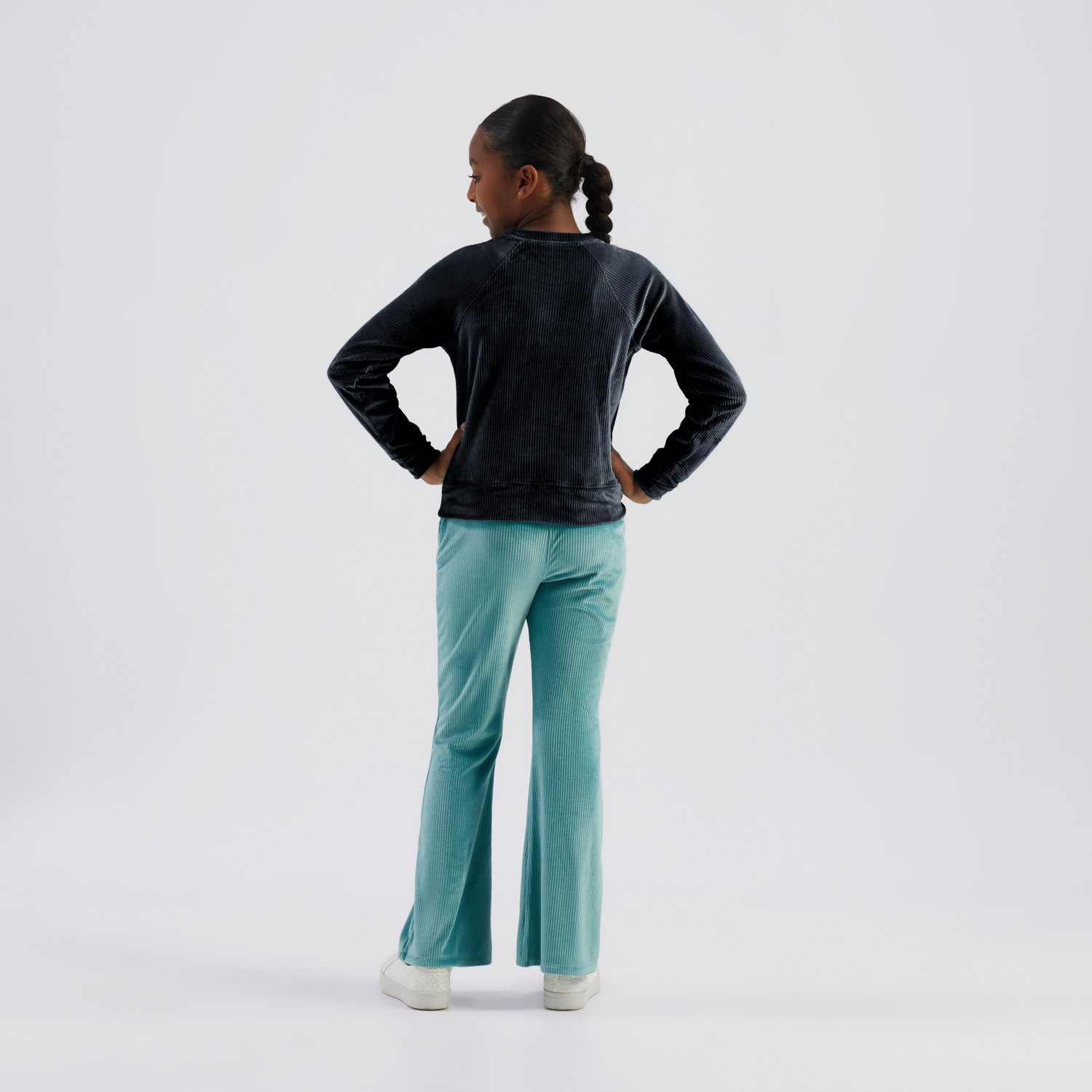 Freely Girls’ Sage Pullover - view number 3