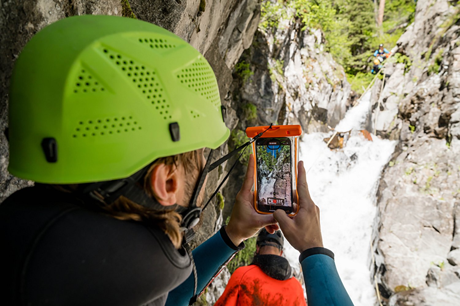 Chums Glow Phone Pouch                                                                                                           - view number 6