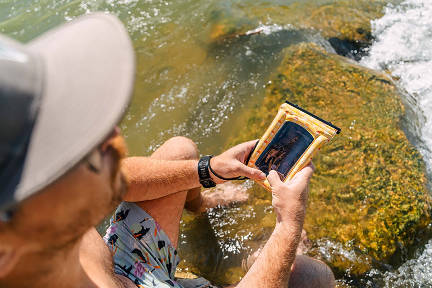 Chums Floating Phone Protector - view number 6