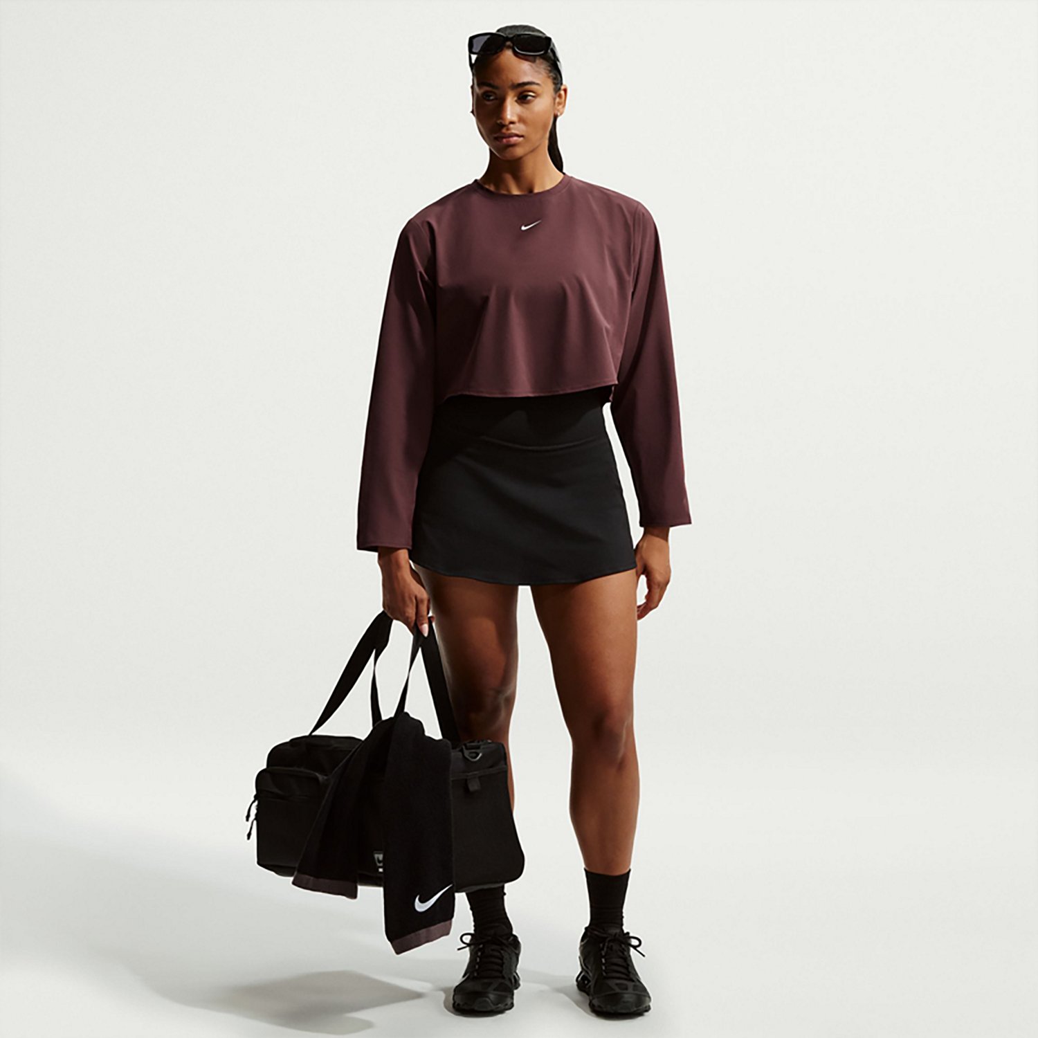 Nike Women's One Dri-FIT Woven T-shirt - view number 3