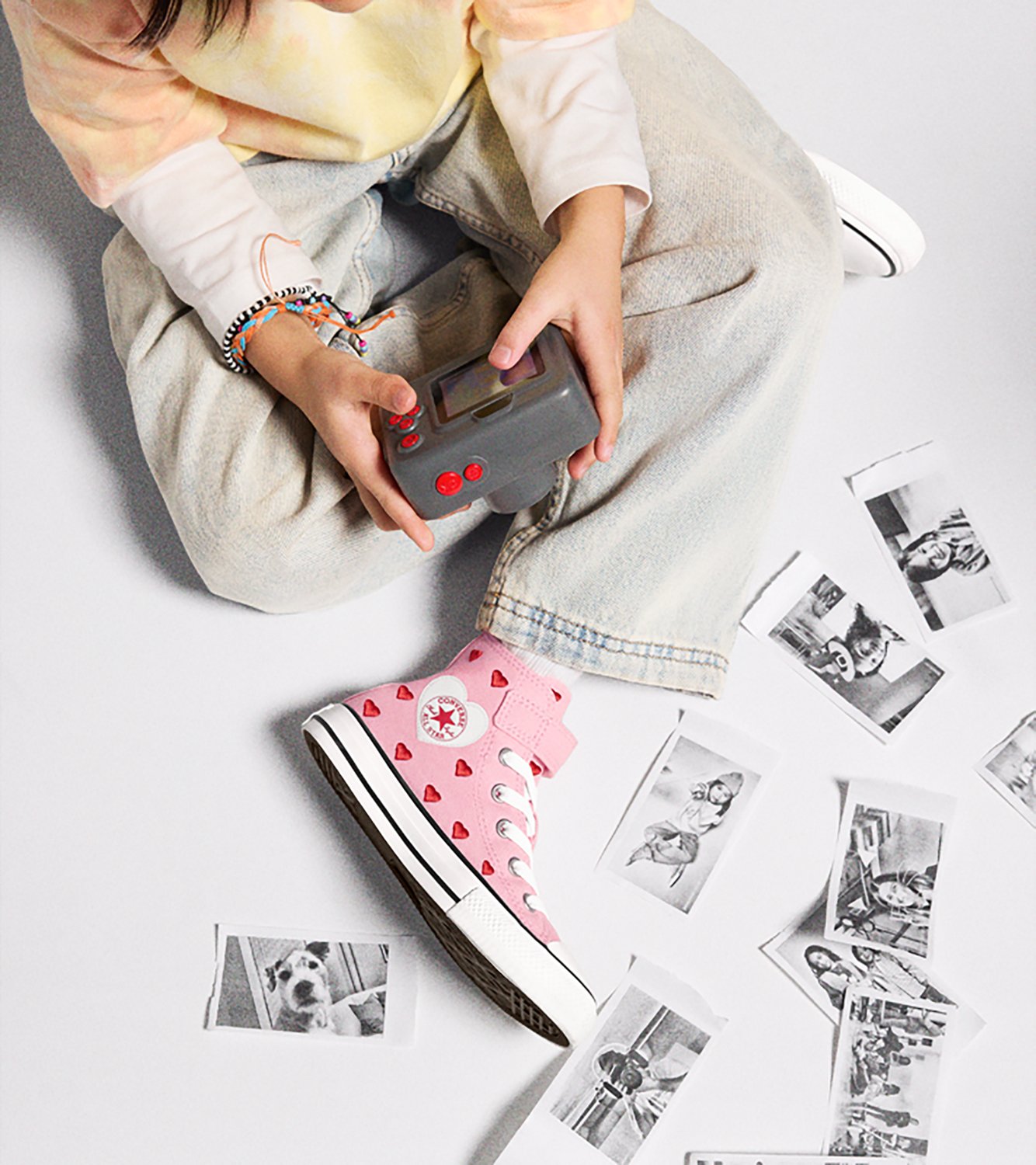 Converse Kids' Chuck Taylor All Star Hearts & Roses Easy On Shoes - view number 7