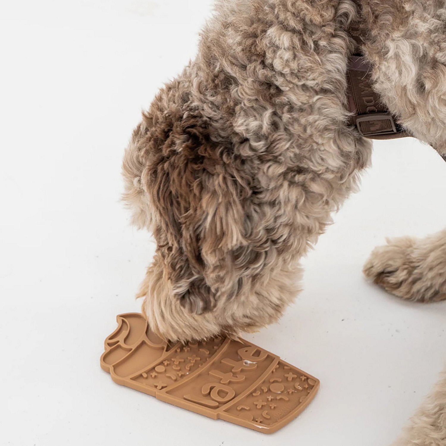 Dexypaws Pup-accino Enrichment Lick Mat - view number 5