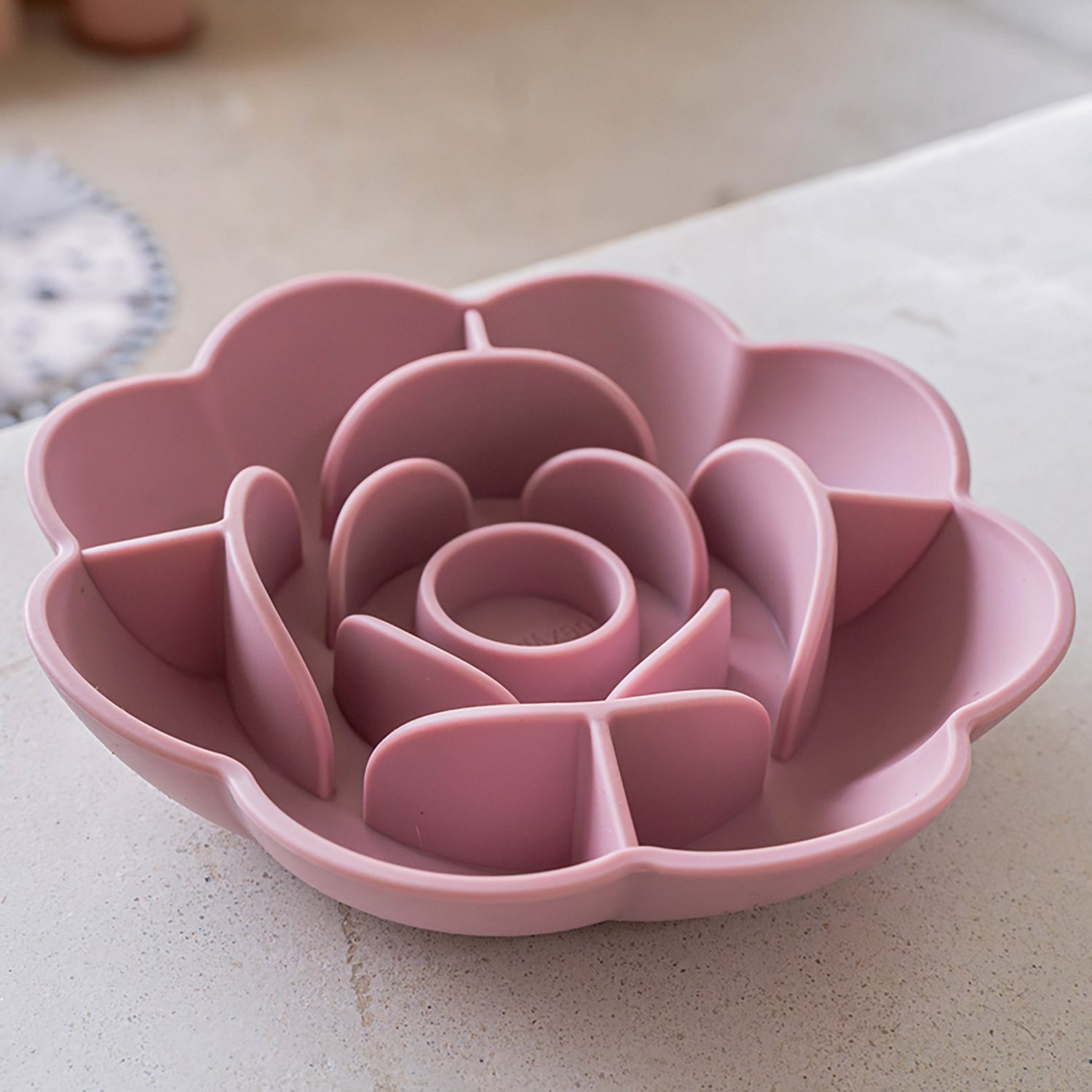Dexypaws Blush Pink Flower Slow Feeder