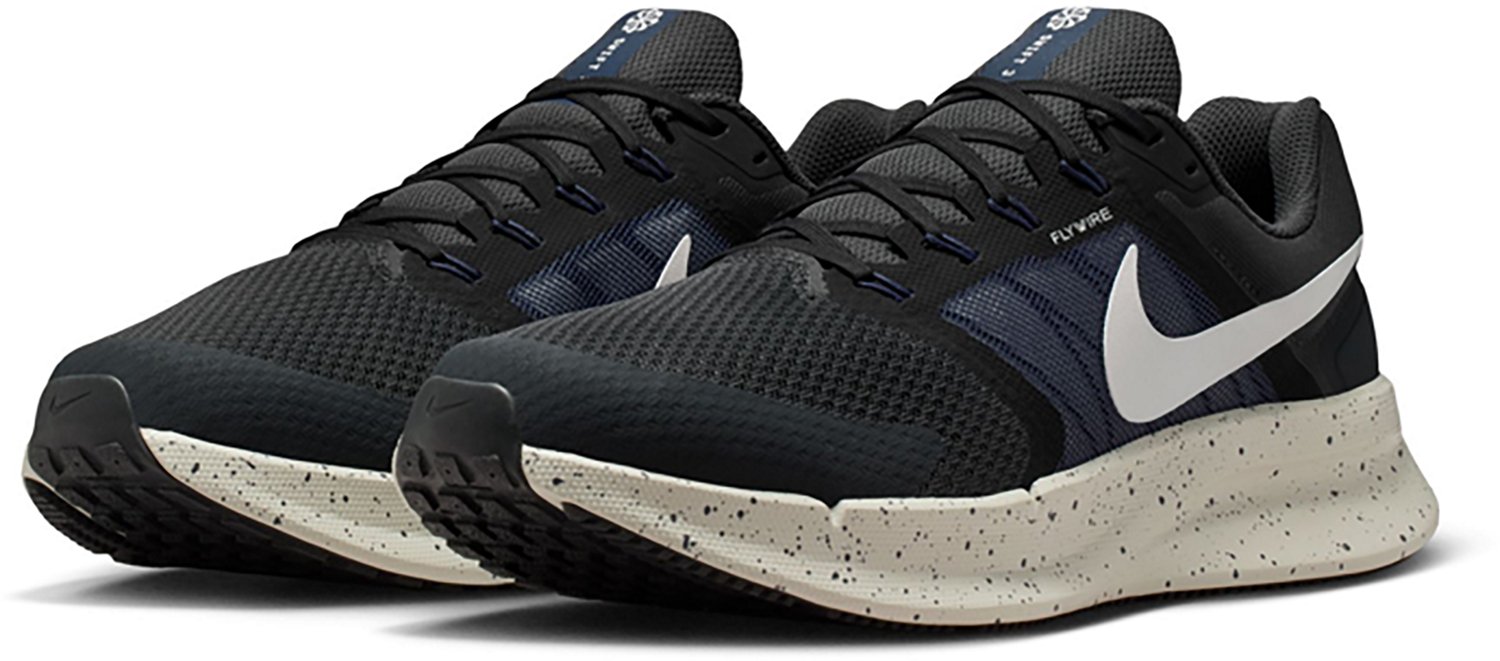 Nike Men's Run Swift 3 Running Shoes - view number 3