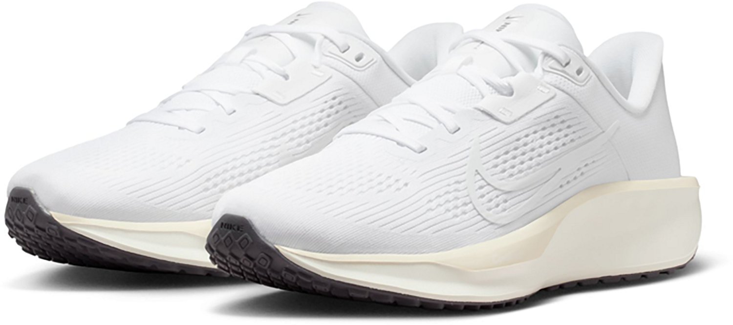 Nike Women's Quest 6 Running Shoes - view number 3