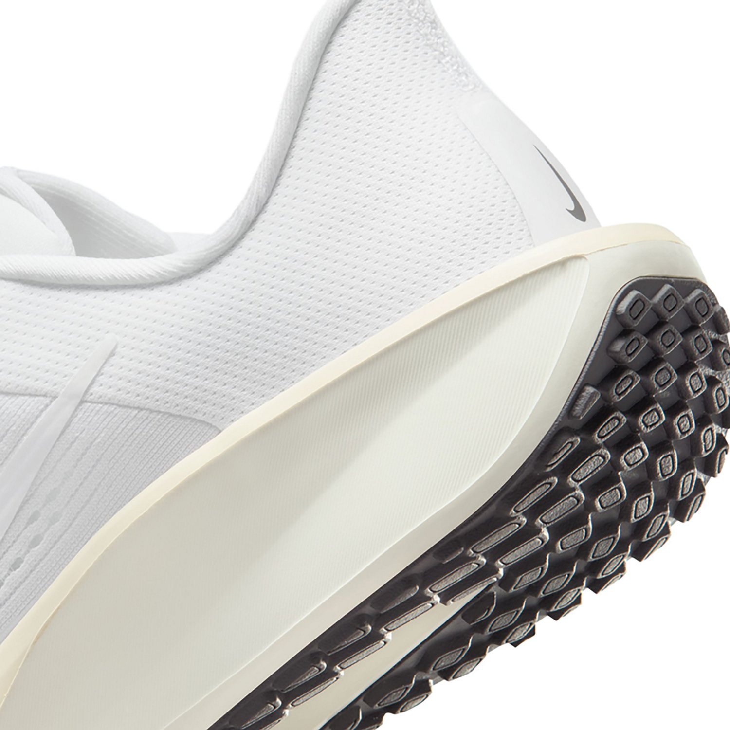 Nike Women's Quest 6 Running Shoes - view number 7