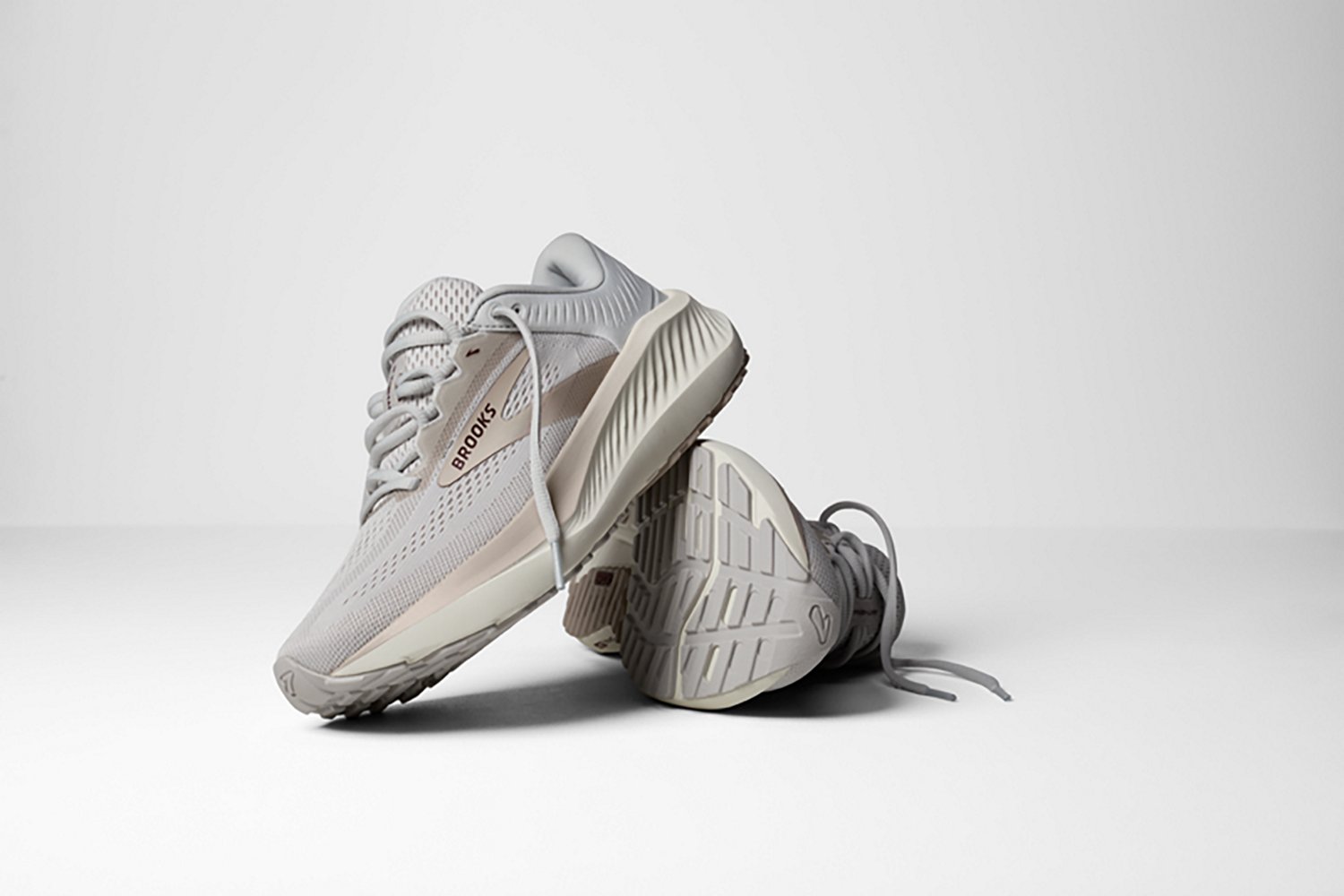 Brooks Women's Anthem 8 Running Shoes - view number 7