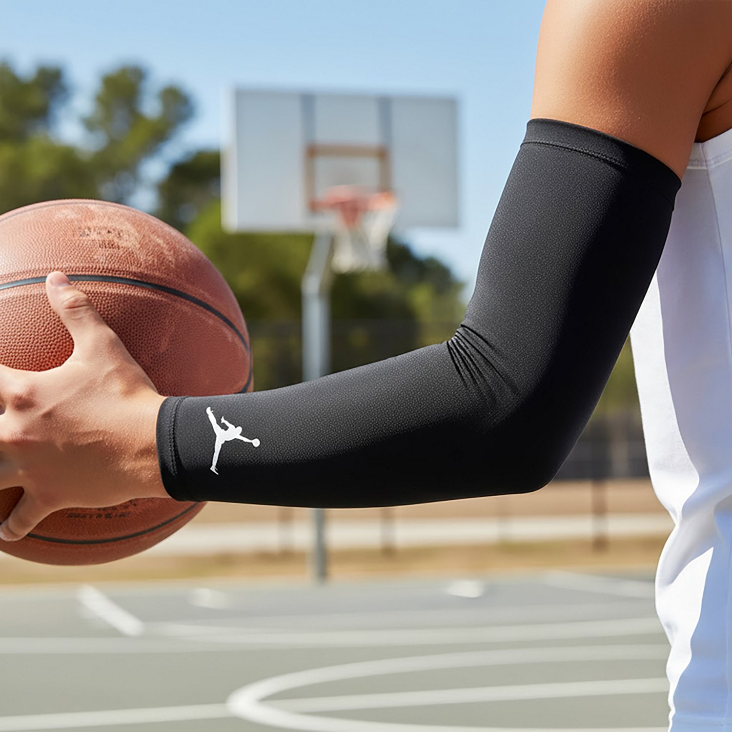 Jordan Youth Shooter Sleeves - view number 2