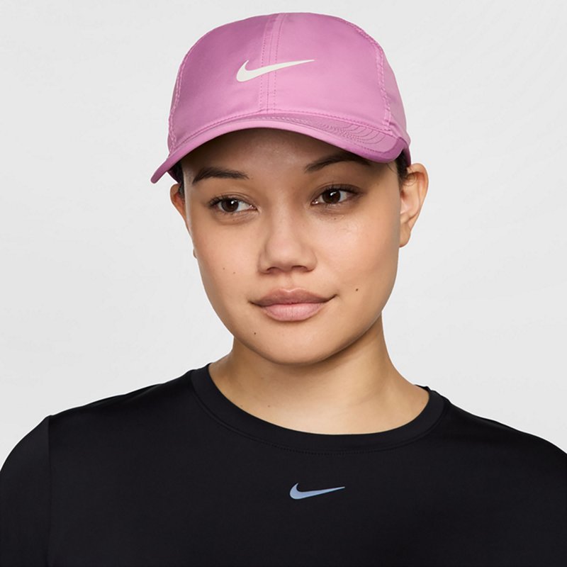 Nike Women's Dri-FIT Club Unstructured Featherlight Cap