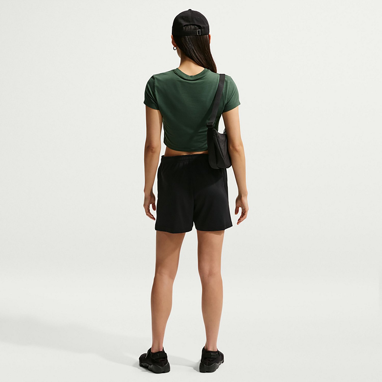 Nike Women's Nike Sportswear Chill Knit Lightweight Shorts 5 in. - view number 2