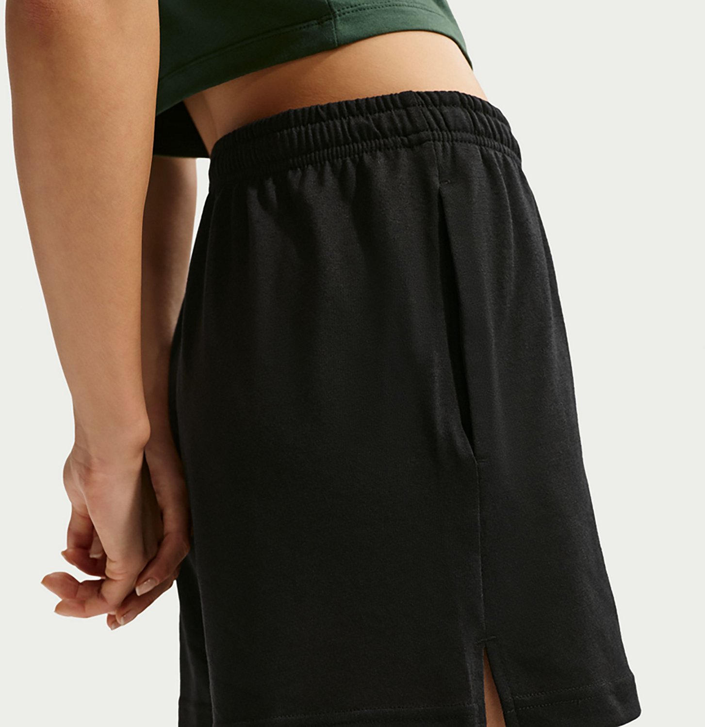 Nike Women's Nike Sportswear Chill Knit Lightweight Shorts 5 in. - view number 4