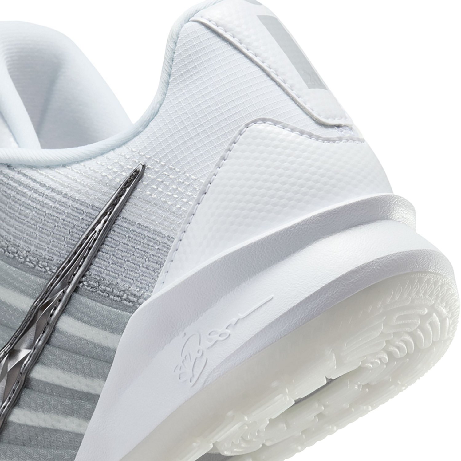 Nike Women's Sabrina 3 Basketball Shoes - view number 7