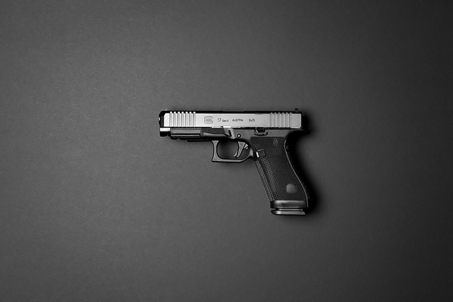 GLOCK 17 GEN6 9mm Compact 17-Round Pistol - view number 5