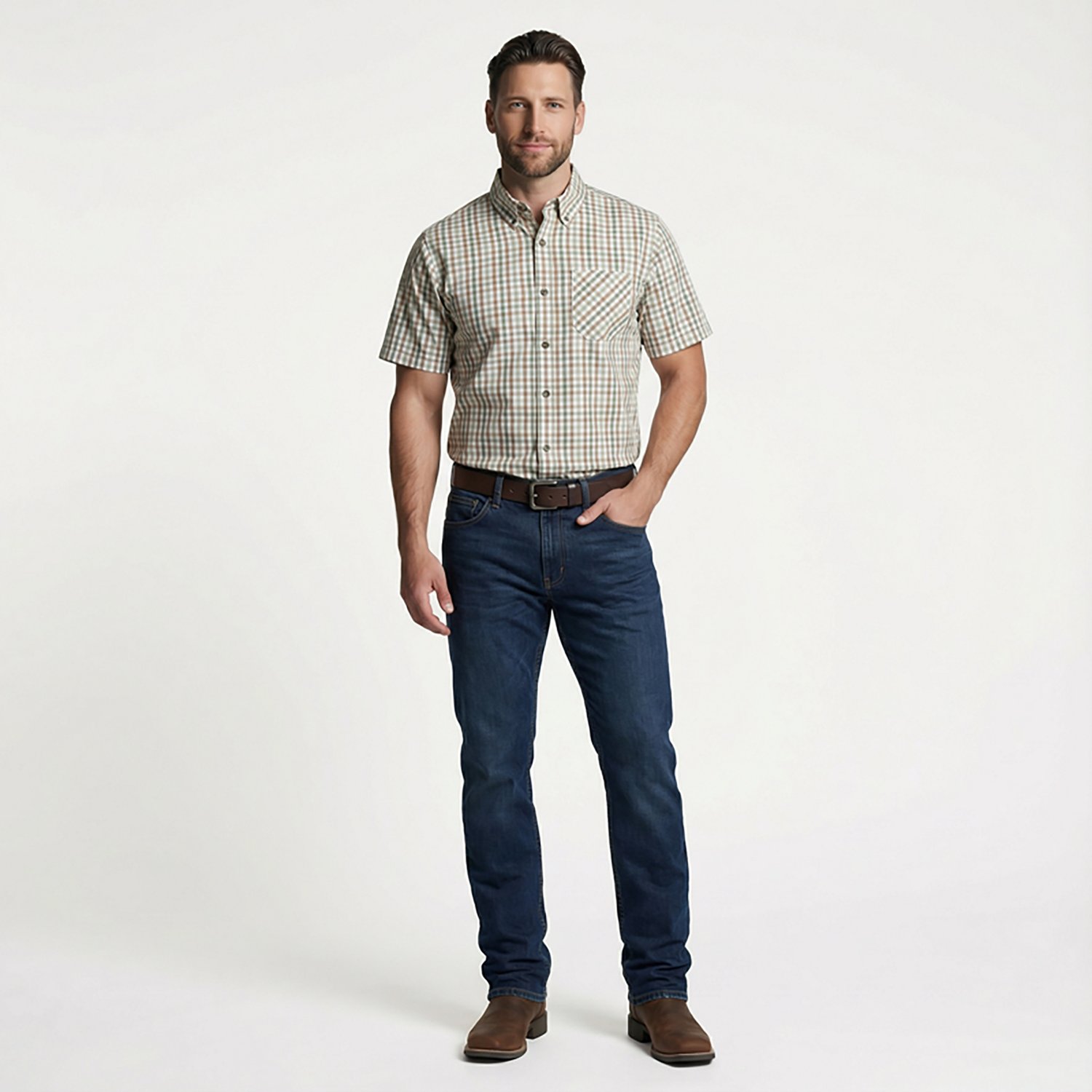 Magellan Outdoors Men's Summerville Plaid Short Sleeve Shirt