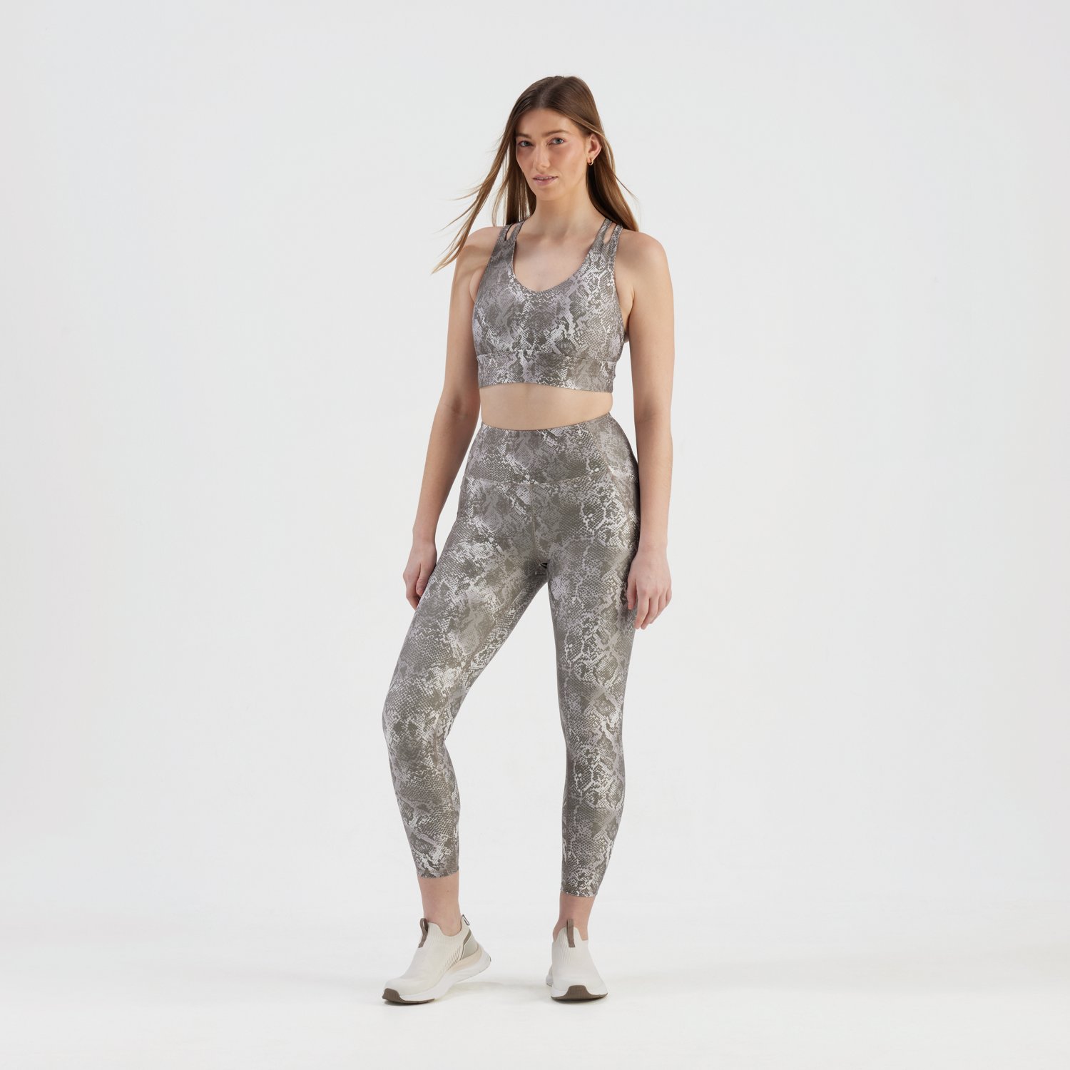 Freely Women's James Luxe Sports Bra                                                                                             - view number 2