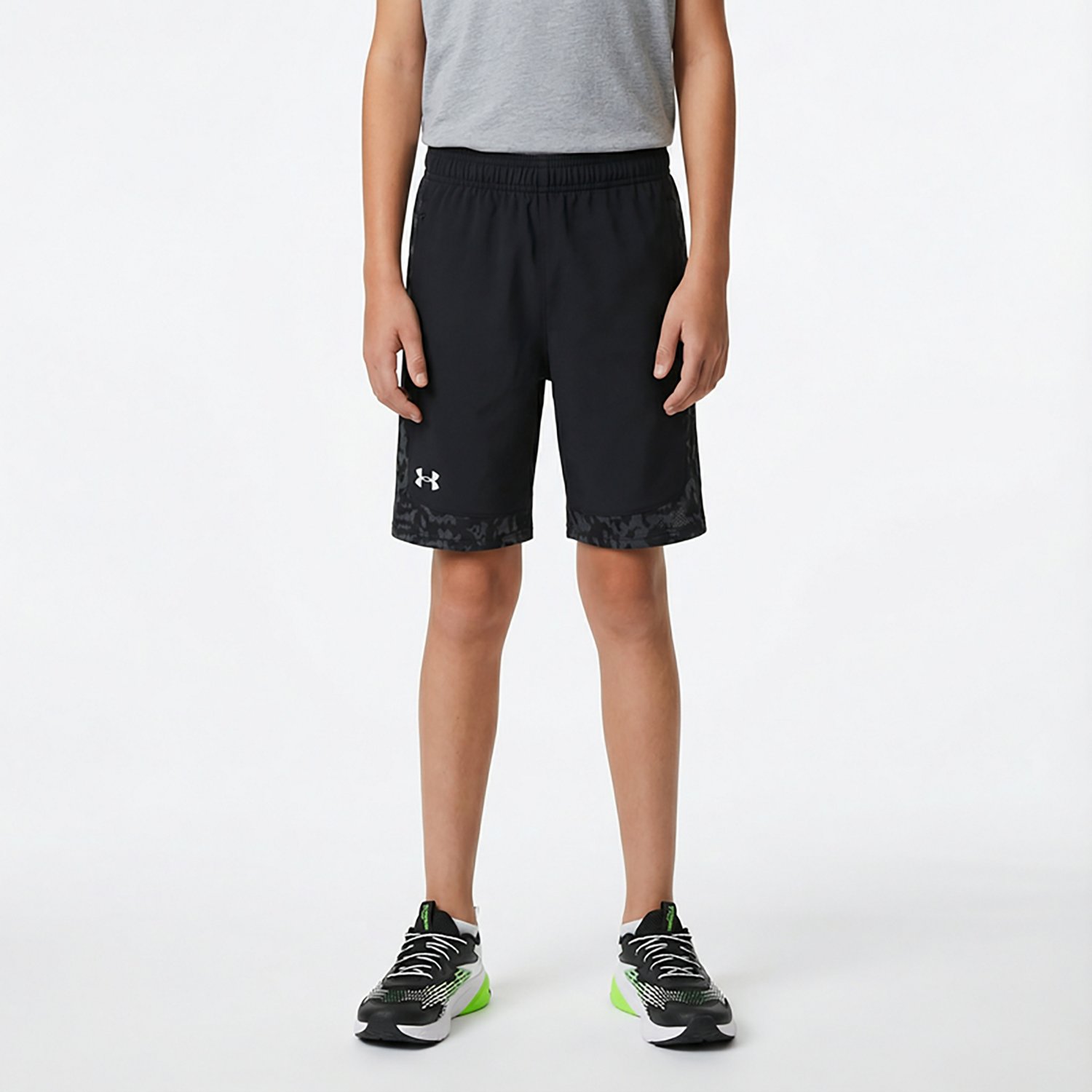 Under Armour Boys' Tech Vent Printed Shorts 6 in - view number 2